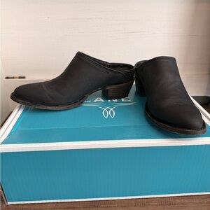 Brand New Lane Plain Jane Mule in Matte Black size 7 Cowgirl boot western